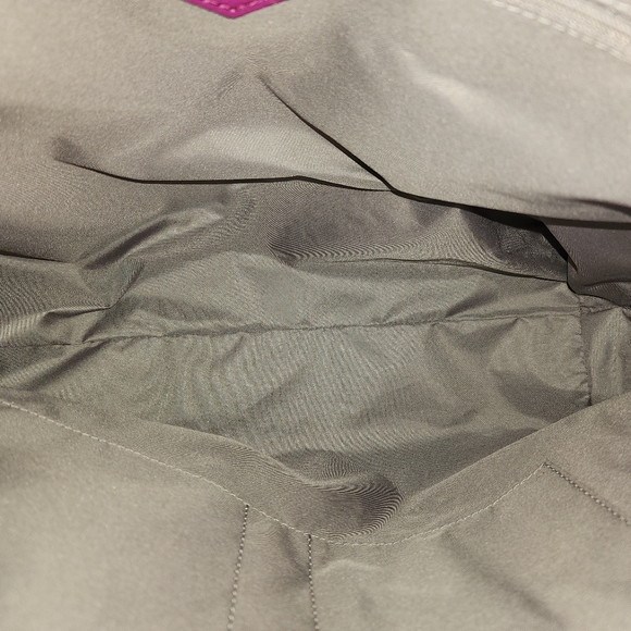 Fossil Magenta Textured Tote Bag - Picture 7 of 14